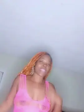 Cam4 Live Sex Cam of Carmenelite