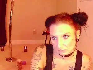 Cam4 Watch Live Sex Cams of plasticdollx
