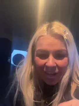 Cam4 Nude Webcam of cagna25