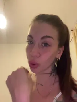 Cam4 Nude Webcam of LunitaSirena