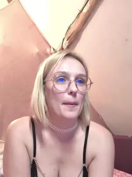 Cam4 Free Live Porn of Hedonie