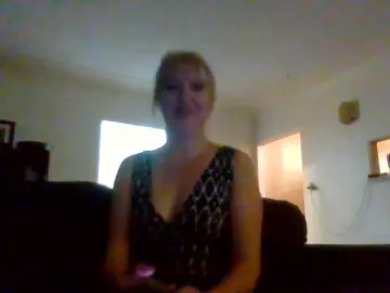 Cam4 Live Sex of Kamryngirl