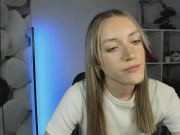 Cam4 Adult Video Chat of EvelynBlond