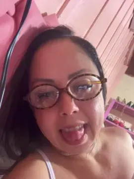 Cam4 Sex Chat of Renatinhaaaa