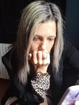 Cam4 Free Live Porn of Ade_lSex