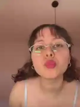 Cam4 Adult Webcam of sweet_cute_rina