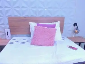 Cam4 Adult Webcams of Stacey_white_