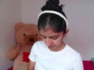 Cam4 Free Live Porn of AnahiBrowns