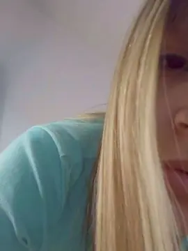 Cam4 Live Sex Cam of Chinitagalvan