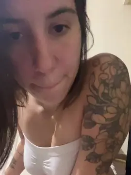 Cam4 Live Sex Cam of mad_hot97