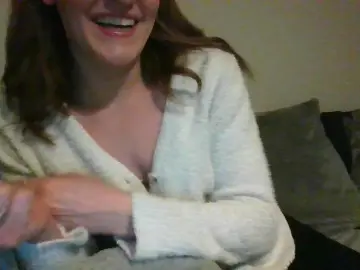 Cam4 Free Live Porn of PeachPudding