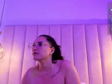 Cam4 Live Sex Cam of LunaPleasure