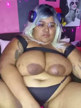 Cam4 Private Sex Chat of BlackQueen1992