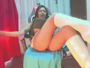 Cam4 Sex Chat of Clarise0017