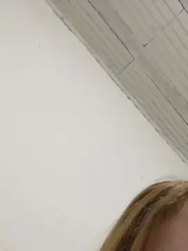 Cam4 Free Live Porn of Rossitaa69