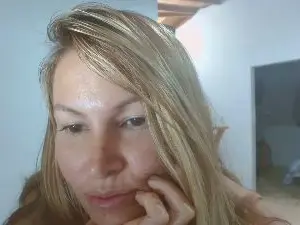 Cam4 Live Sex Cam of Dalila_girl