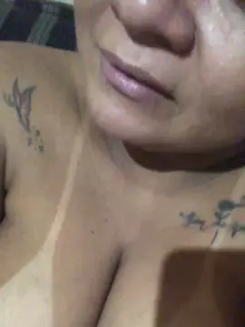 Cam4 Free Porn Cam of Valzinha25