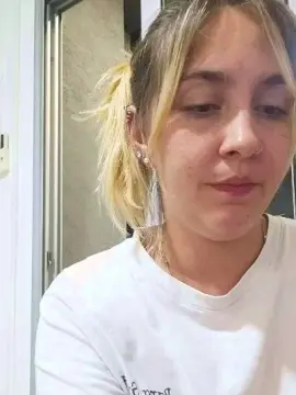 Cam4 Private Sex Chat of Ayutitaa