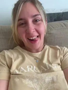 Cam4 Best Webcam of Ayutitaa