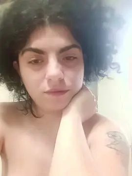 Cam4 Free Live Porn of adelina241