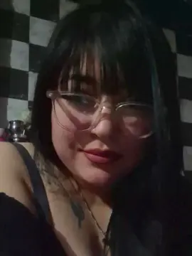 Cam4 Live Sex of yamila36