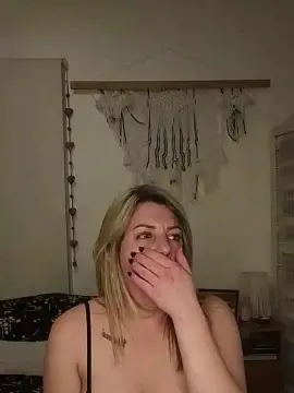 Cam4 Free Live Porn of CynCordo