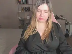 Cam4 Watch Live Sex Cams of SensetiveMary