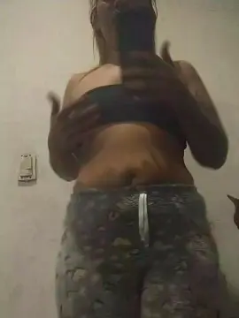 Cam4 Live Sex of catha_hot