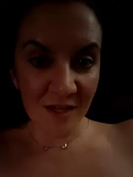 Cam4 Live Porn of Easy_Briezy20
