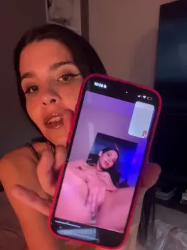 Cam4 Watch Live Sex Cams of IaraStone