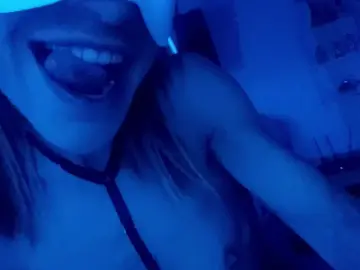 Cam4 Sex Cam of hotcoupleinlove