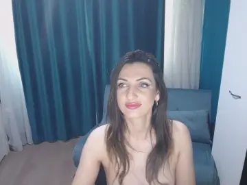 Cam4 Free Live Porn of Katexxsquirt