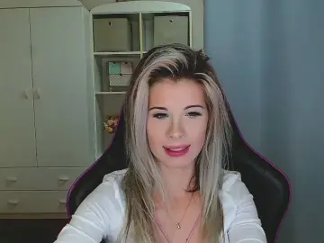 Cam4 Nude Webcam of KristineSensual