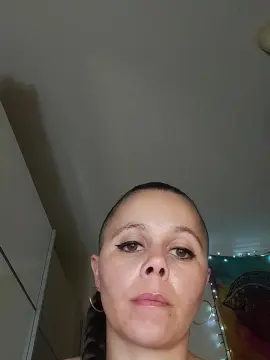 Cam4 Live Sex of SelinaCoquine69