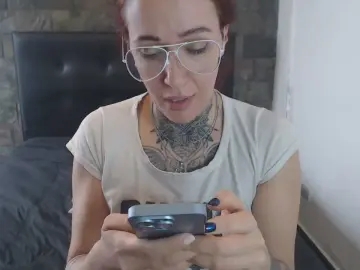 Cam4 Live Sex Cam of Candy_Ds