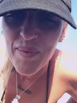 Cam4 Watch Live Sex Cams of Lili89ink