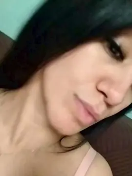 Cam4 Adult Webcams of Miquilu04