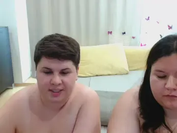 Cam4 Live Sex of BeckyAndEllen