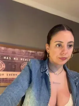 Cam4 Live Sex Cam of Magdalena