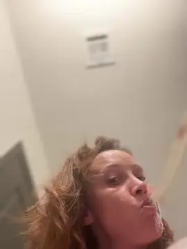 Cam4 Free Porn Cam of SexyMissBee21