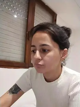 Cam4 Live Sex of latina120