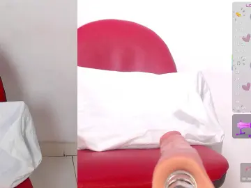 Cam4 Watch Live Sex Cams of MilfMai