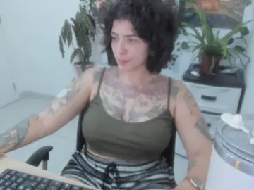 Cam4 Adult Webcam of talimajesty