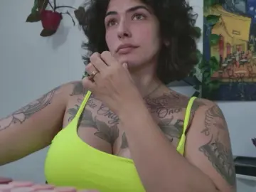 Cam4 Sex Chat of talimajesty