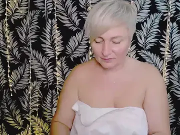 Cam4 Nude Webcam of OliviaOskar