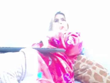 Cam4 Live Porn of draconia25