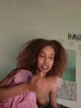 Cam4 Adult Webcam of elleblue_sexy