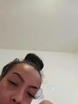 Cam4 Nude Webcam of elleblue_sexy