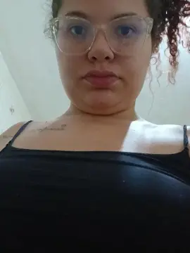 Cam4 Adult Video Chat of RobertaRabao