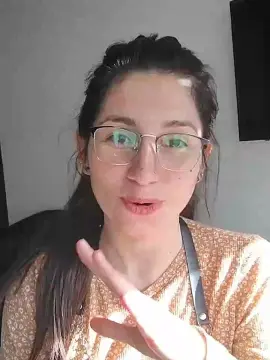 Cam4 Nude Webcam of LolatuMiel